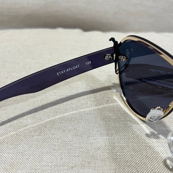NWT Quay Australia “STAY AFLOAT” Pink/Pink Sunglasses - Picture 8 of 13